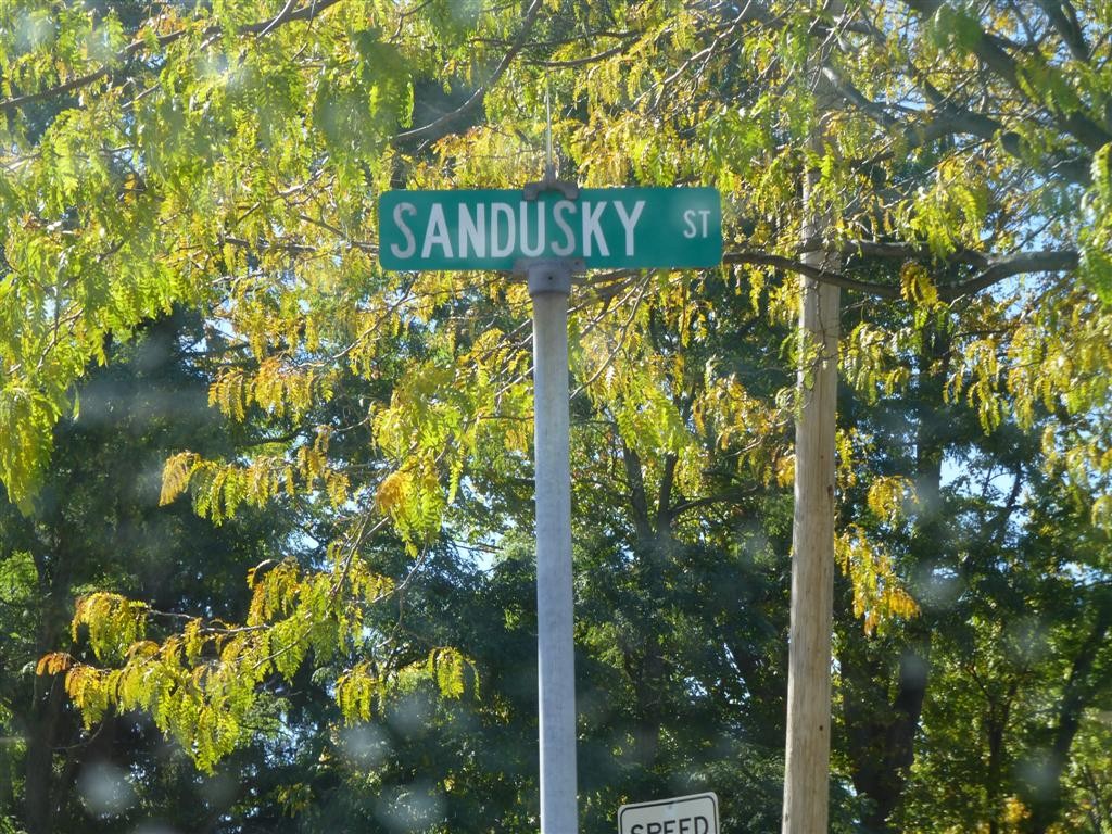 Sandusky Ave